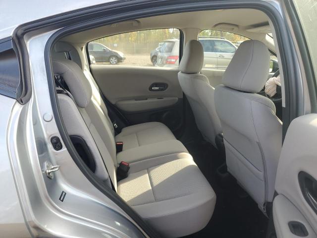3CZRU6H32JG725930 - 2018 HONDA HR-V LX Gümüş foto 10