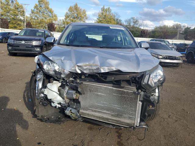 3CZRU6H32JG725930 - 2018 HONDA HR-V LX Gümüş foto 5