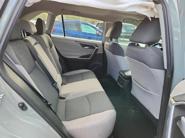 2T3P1RFV5LC087267 - 2020 TOYOTA RAV4 XLE GREEN photo 11