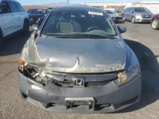 2HGFA1F53BH501979 - 2011 HONDA CIVIC LX ნაცრისფერი ფოტო 5