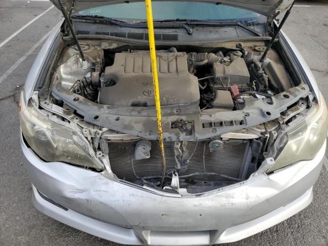 4T1BK1FK5DU532484 - 2013 TOYOTA CAMRY SE Күміс фото 11