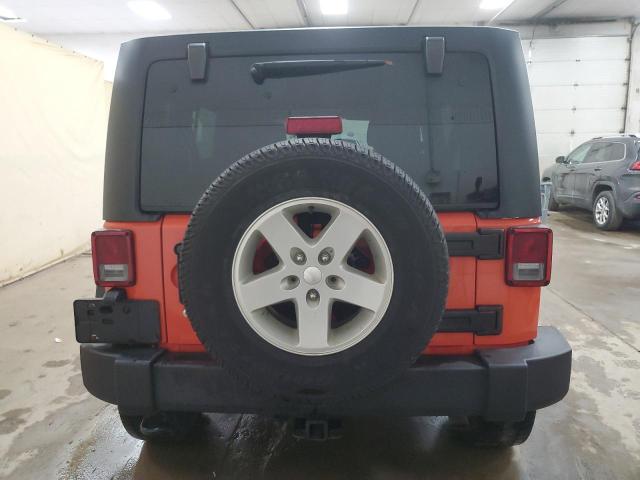 1C4BJWDG5FL649574 - 2015 JEEP WRANGLER U SPORT Orange photo 6