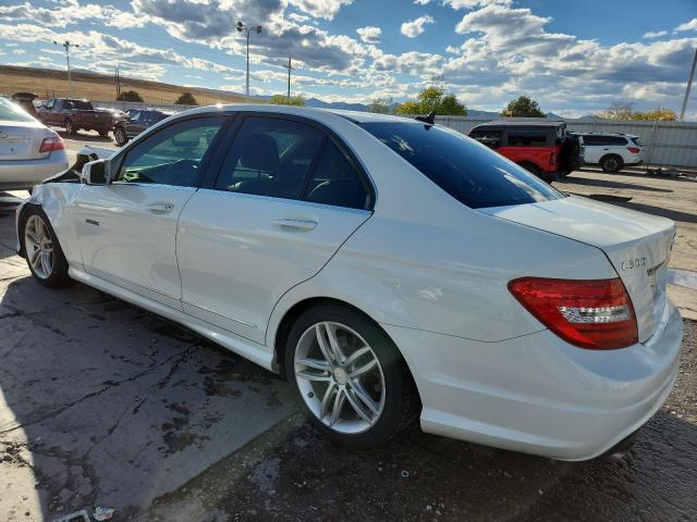 WDDGF8BB5CA729495 - 2012 MERCEDES-BENZ C 300 4MATIC WHITE photo 2