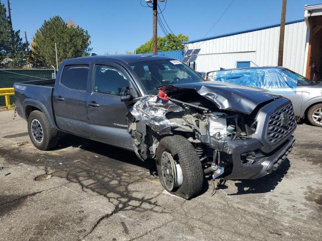 3TMCZ5AN0NM509665 - 2022 TOYOTA TACOMA DOUBLE CAB ნაცრისფერი ფოტო 4