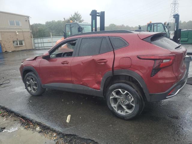 KL77LHEP1SC234866 - 2025 CHEVROLET TRAX 1LT RED photo 2