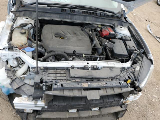 1FA6P0HD4F5111780 - 2015 FORD FUSION SE WHITE photo 11