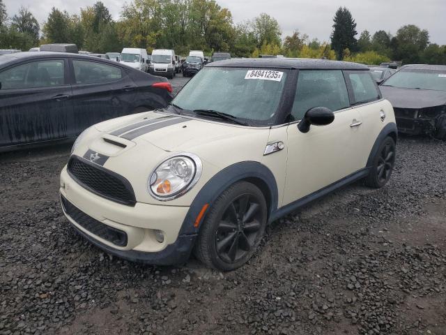 2011 MINI COOPER S, 