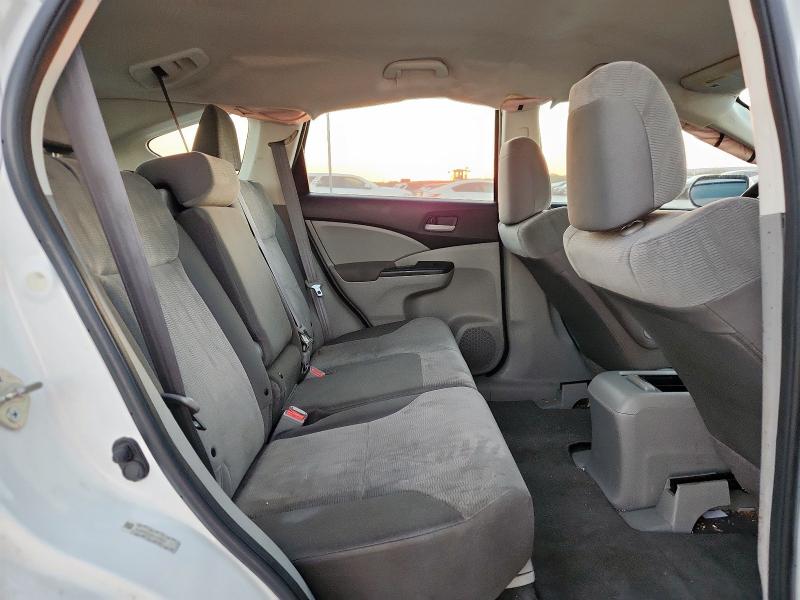 5J6RM3H38CL029867 - 2012 HONDA CR-V LX WHITE photo 11