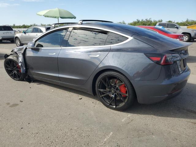 5YJ3E1EB0KF413538 - 2019 TESLA MODEL 3 灰色 照片 2