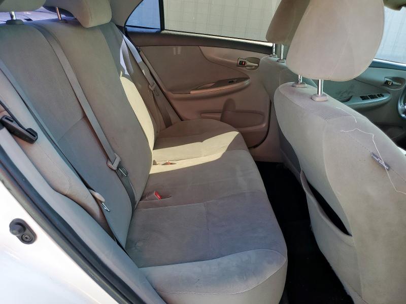 2T1BU4EE3CC780899 - 2012 TOYOTA COROLLA BASE أبيض صورة 10