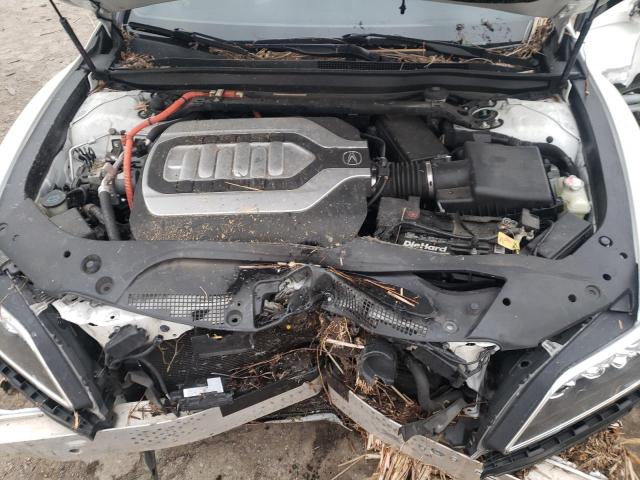 JH4KC2F94HC000013 - 2017 ACURA RLX SPORT HYBRID ADVANCE WHITE photo 11