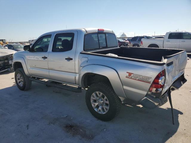 5TFLU4EN6DX070239 - 2013 TOYOTA TACOMA DOUBLE CAB SILVER photo 2
