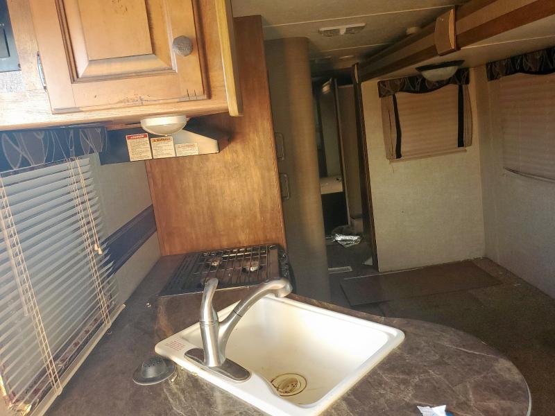 4YDT32026D1532710 - 2013 KEYSTONE SPRINTER Beyaz fotoğraf 6