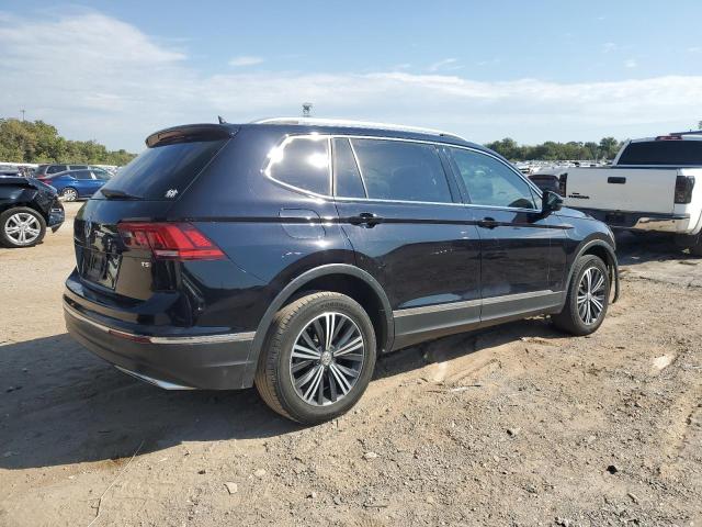 3VV3B7AX5JM071867 - 2018 VOLKSWAGEN TIGUAN SE BLACK photo 3