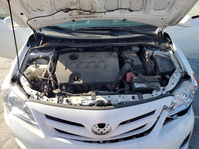 JTDBU4EEXB9154190 - 2011 TOYOTA COROLLA BASE Weiß Foto 11