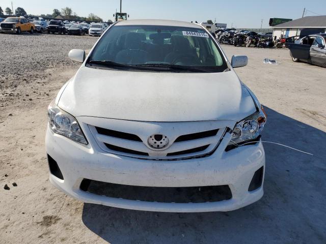 JTDBU4EEXB9154190 - 2011 TOYOTA COROLLA BASE Weiß Foto 5