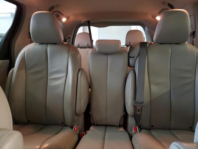 5TDYK3DCXDS293055 - 2013 TOYOTA SIENNA XLE მწვანე ფოტო 10