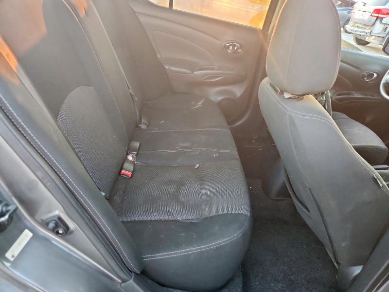 3N1CN7AP8KL828373 - 2019 NISSAN VERSA S Boz foto 10