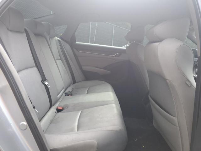 1HGCV1F11KA077799 - 2019 HONDA ACCORD LX SILVER photo 10