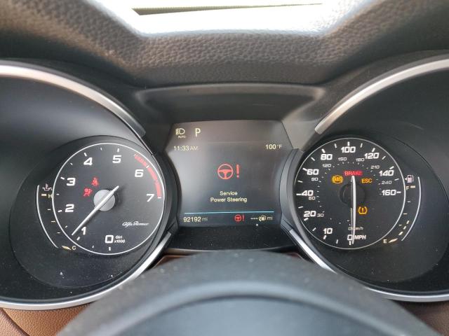 ZASFAKBN0J7C21979 - 2018 ALFA ROMEO STELVIO TI Silber Foto 9