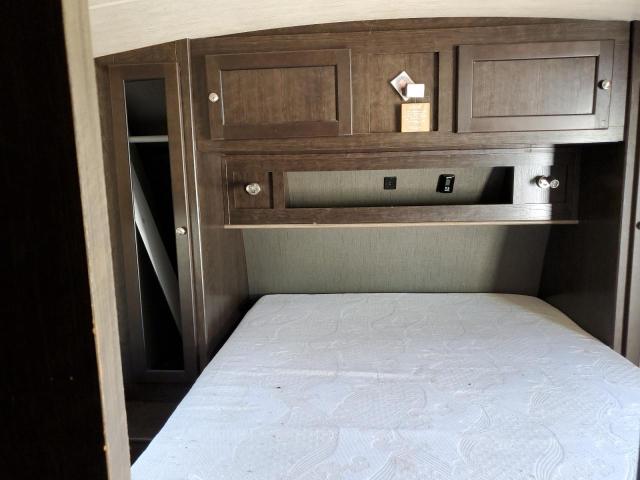 5SFNB3424JE369944 - 2018 HEARTLAND SUNDANCE 双色 照片 5