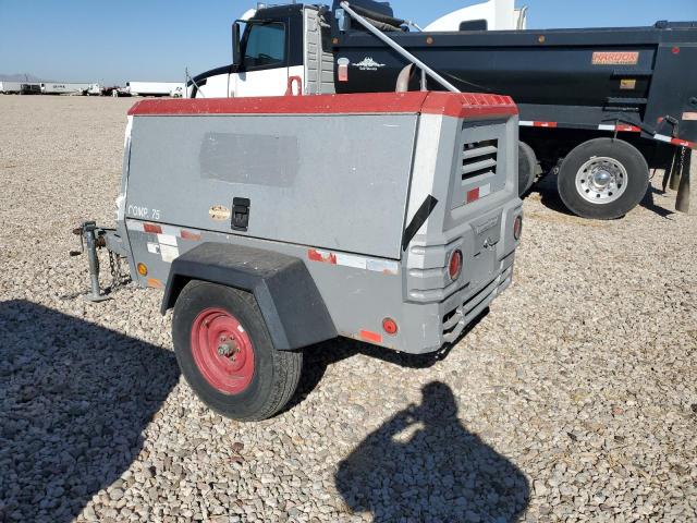 4PVCABAA07U376667 - 2015 INGERSOLL-RAND COMPRESSOR 灰色 照片 3