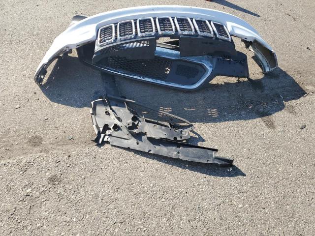 1C4RJFBG0JC222569 - 2018 JEEP GRAND CHER LIMITED WHITE photo 13