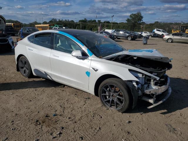 5YJ3E1EBXLF716683 - 2020 TESLA MODEL 3 白色 照片 4