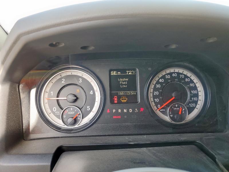 3C6UR5DL8JG275919 - 2018 RAM 2500 SLT WHITE photo 9