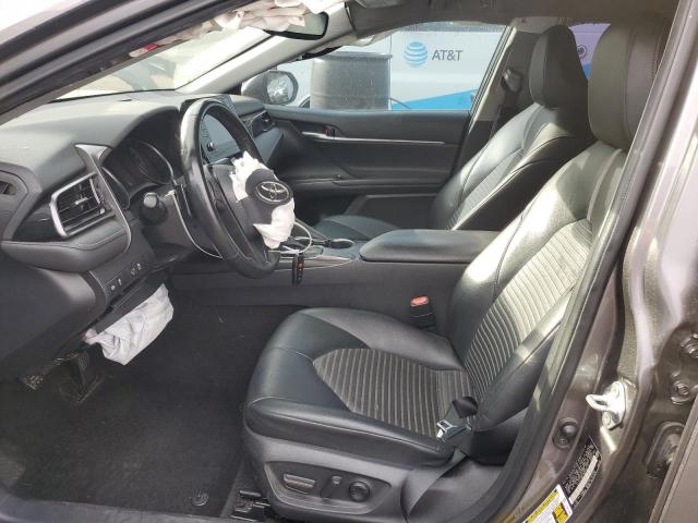 4T1T11AK1MU545117 - 2021 TOYOTA CAMRY SE GRAY photo 7