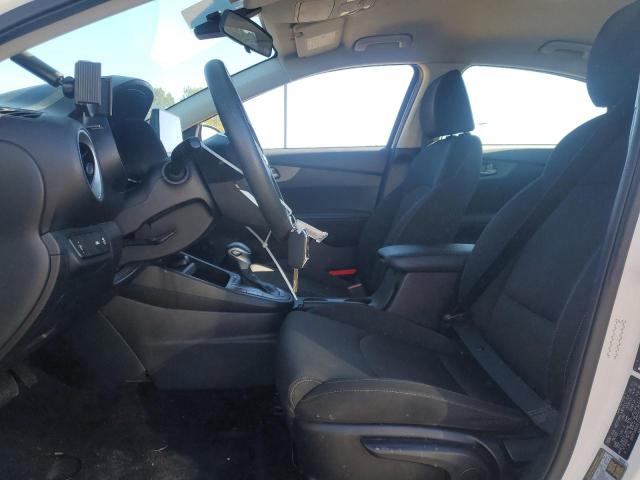 3KPF24AD5LE245904 - 2020 KIA FORTE FE WHITE photo 7