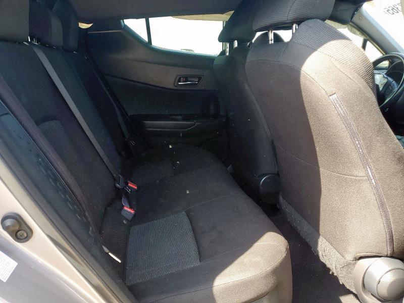 JTNKHMBX5J1004104 - 2018 TOYOTA C-HR XLE Gümüş foto 10