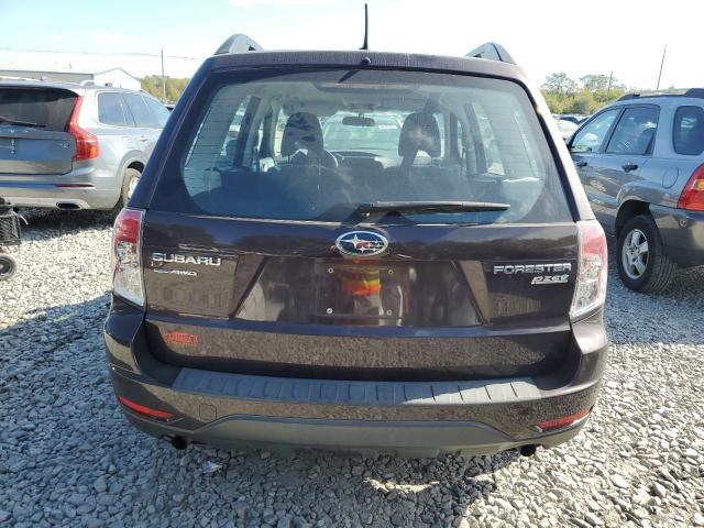 JF2SHABC2DH410712 - 2013 SUBARU FORESTER 2.5X رمادي صورة 6