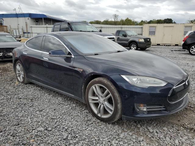 5YJSA1AG9DFP08343 - 2013 TESLA MODEL S ლურჯი ფოტო 4