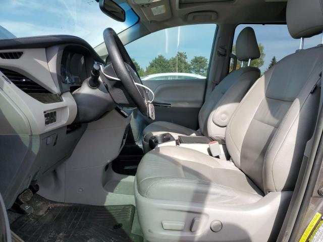 5TDYK3DC8FS628817 - 2015 TOYOTA SIENNA XLE GRAY photo 7