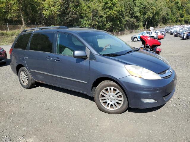 5TDDK4CC0AS033362 - 2010 TOYOTA SIENNA XLE GRAY photo 4