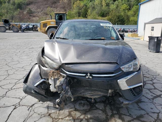 JA4AR3AU3JZ028945 - 2018 MITSUBISHI OUTLANDER SPORT ES Сірий фото 5