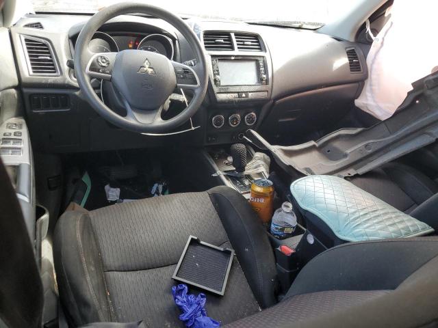 JA4AR3AU3JZ028945 - 2018 MITSUBISHI OUTLANDER SPORT ES Сірий фото 8