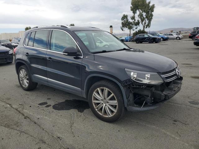 WVGAV7AX7CW603020 - 2012 VOLKSWAGEN TIGUAN S Siyah fotoğraf 4
