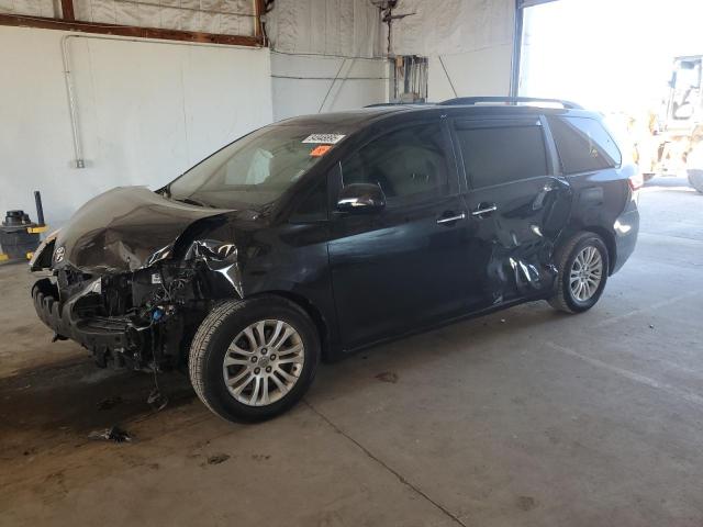 2015 TOYOTA SIENNA XLE, 