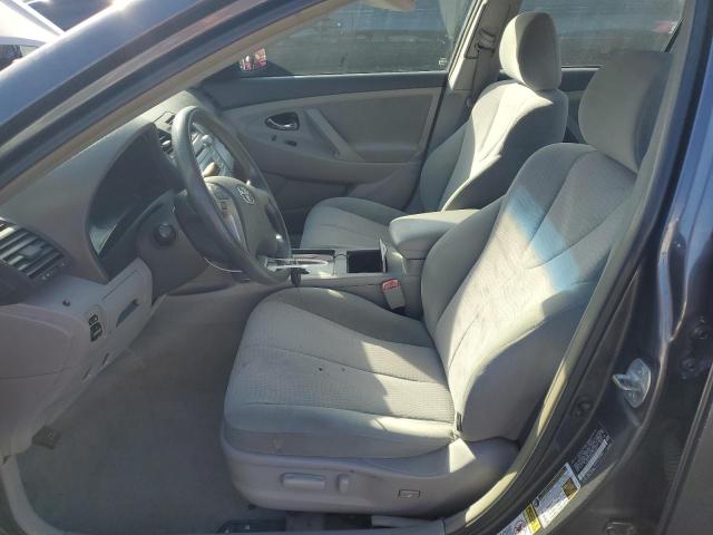 4T1BF3EK8AU018951 - 2010 TOYOTA CAMRY BASE GRAY photo 7