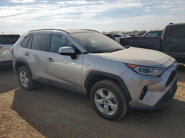 4T3RWRFV3MU016269 - 2021 TOYOTA RAV4 XLE Gümüş foto 4