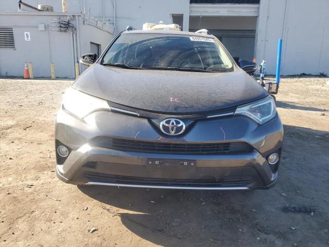 JTMRFREV6GD186662 - 2016 TOYOTA RAV4 XLE GRAY photo 5