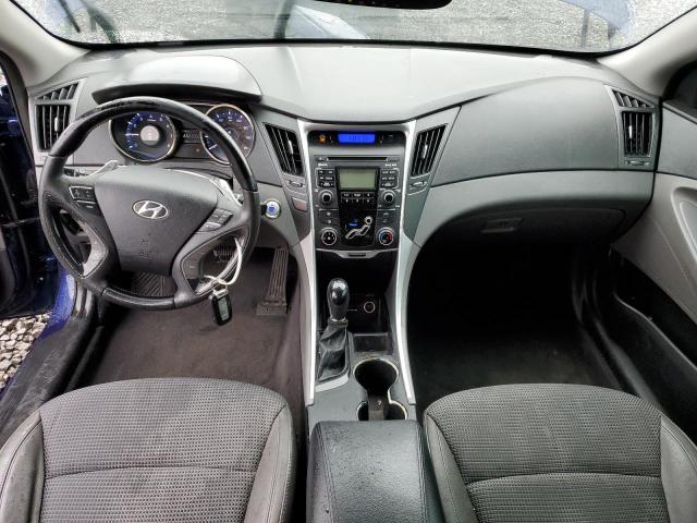 5NPEC4AC1BH044625 - 2011 HYUNDAI SONATA SE BLUE photo 8
