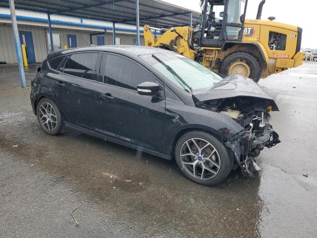 1FADP3M2XJL261216 - 2018 FORD FOCUS SEL 黑色 照片 4