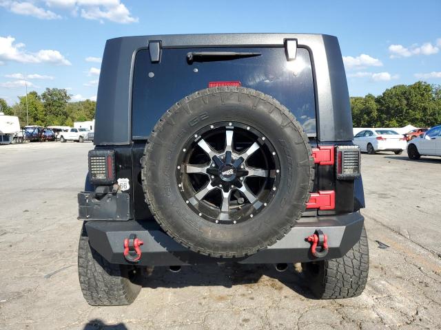 1J4BA5H17AL144056 - 2010 JEEP WRANGLER U SAHARA Чорний фото 6