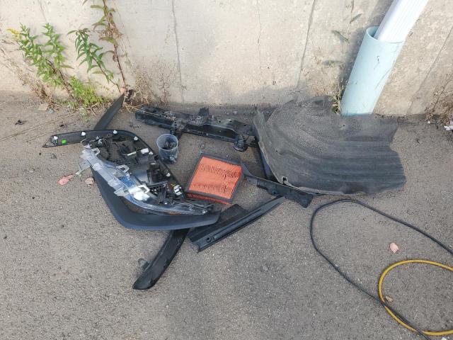 2T3R1RFV4RC420320 - 2024 TOYOTA RAV4 XLE Чорний фото 13