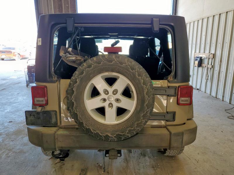 1C4BJWDG6HL747614 - 2017 JEEP WRANGLER U SPORT رمادي صورة 6