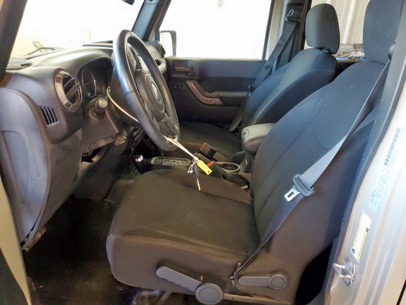 1C4BJWDG6HL747614 - 2017 JEEP WRANGLER U SPORT رمادي صورة 7