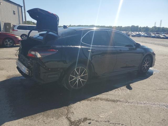 4T1G11AK8MU565592 - 2021 TOYOTA CAMRY SE Սև լուսանկար 3